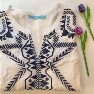 Solitaire Beach Coverup Aztec Print